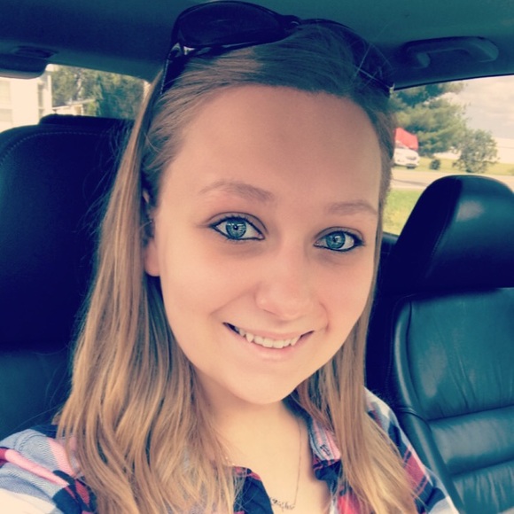 Meet your Posher, Micah - Picture 1 of 1